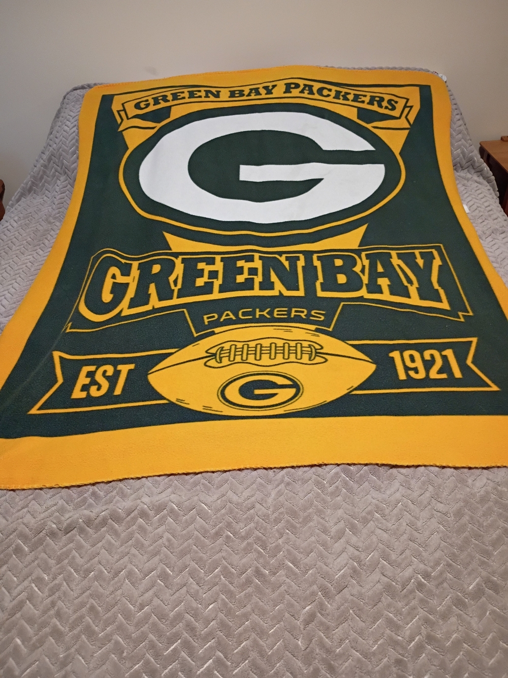 NFL Green Bay Packers Green and Gold Fleece Throw Blanket